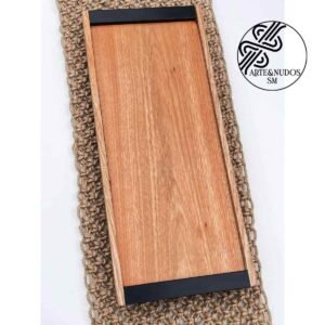 Bandeja Línea – Eucalipto y aluminio para tu centro de mesa.